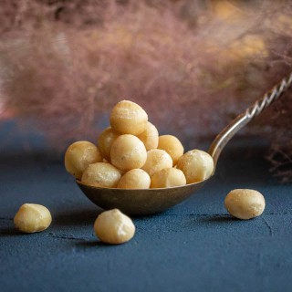 Органические орехи макадамия