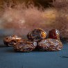 Organic Medjool dates with pits (fresh)