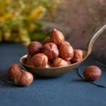 Ekologiški lazdynų riešutai