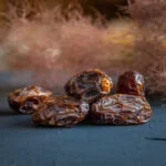 Ekologiškos Medjool datulės su kauliukais (šviežios)