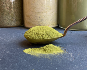 Organic moringa powder