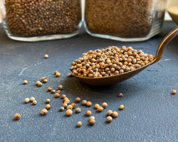 Organic coriander seeds