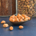 Organic peanuts with shell