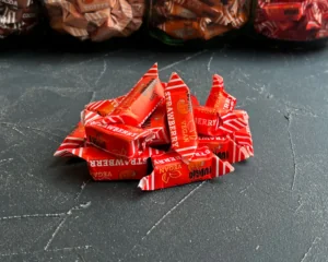 Organic vegetable sweets "Karvutė" strawberry flavour